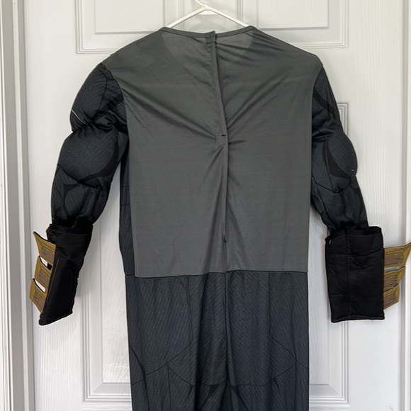 Justice League Batman boy’s one piece costume - Picture 4 of 6